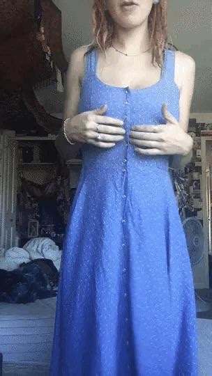 public boobs|towel drop. : r/BiggerThanYouThought